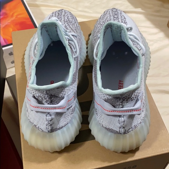 YEEZY BOOST 350 V2 BLUE TINT - Picture 6 of 7